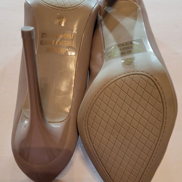 BRAND NEW HERSTYLE KATHERINA WOMEN'S POINTED TOE CLASSIC PUMP - Picture 8 of 15